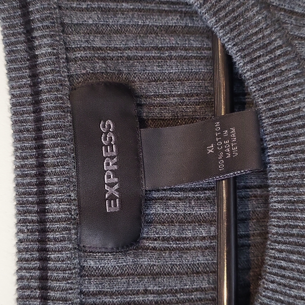 Sweater by express - Picture 3 of 3